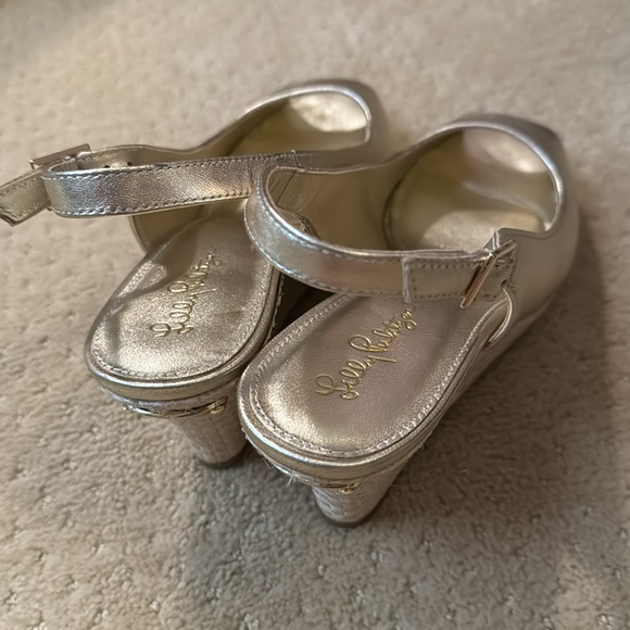 Lilly Pulitzer Gold Espadrilles Wedges 9.5 Gently Worn - Picture 3 of 5